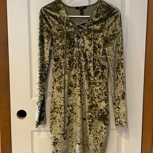 NWT Forever 21 Crushed Velvet Dress